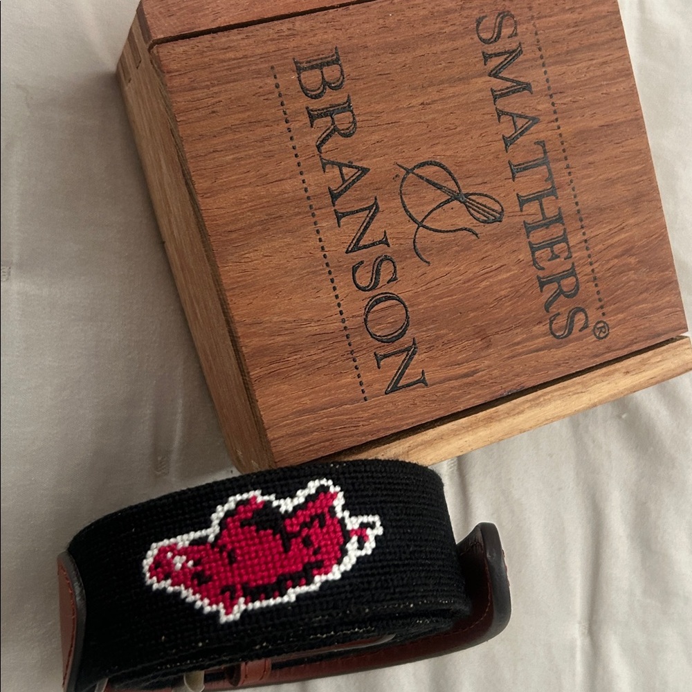 Smathers & Branson University of Arkansas Razorback belt
